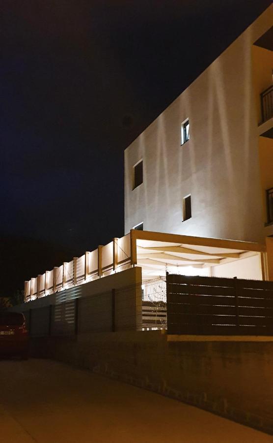 Apartment Kate Трогир Екстериор снимка