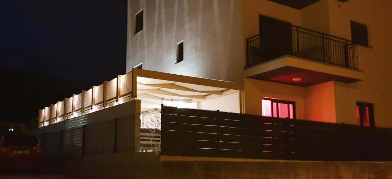 Apartment Kate Трогир Екстериор снимка