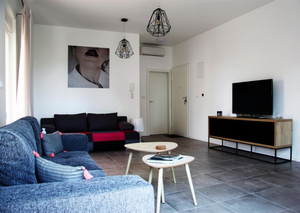 Apartment Kate Трогир Екстериор снимка